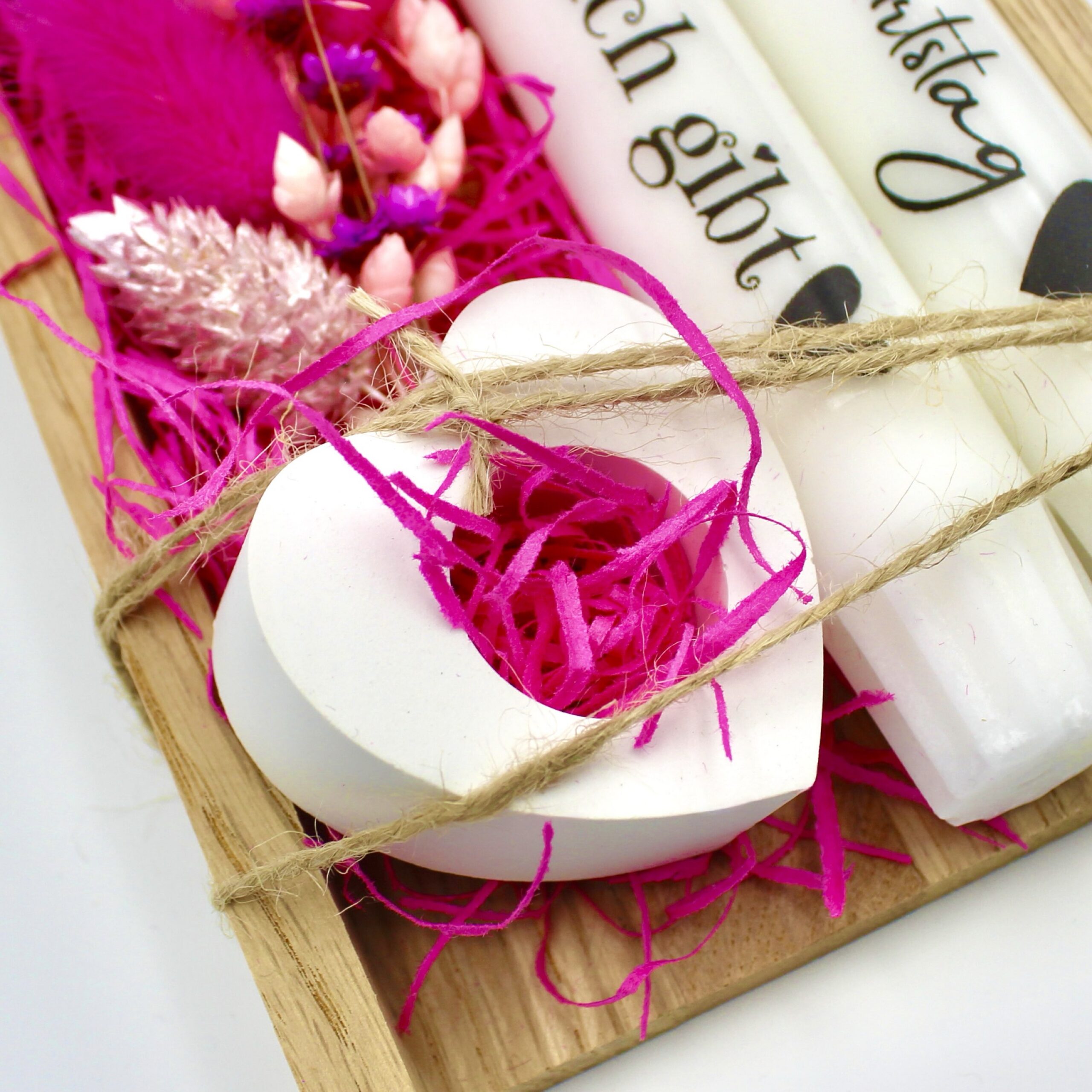 Geschenkset zum Geburtstag mit 2 Kerzen – Bild 5